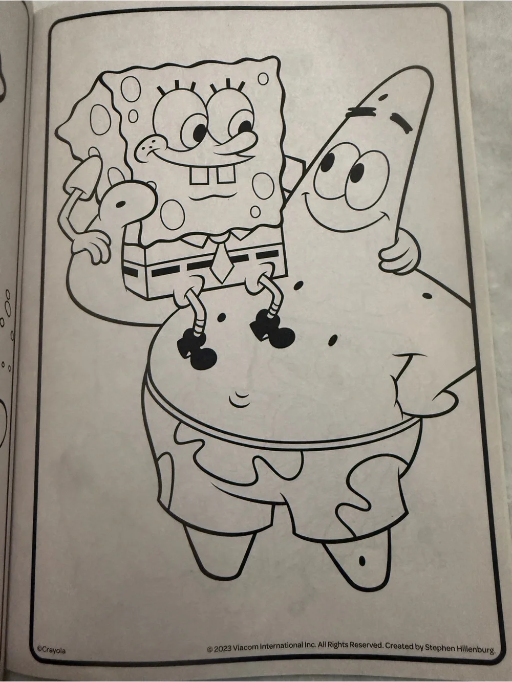 Crayola SpongeBob SquarePants Coloring Book with 24-Pack Crayons